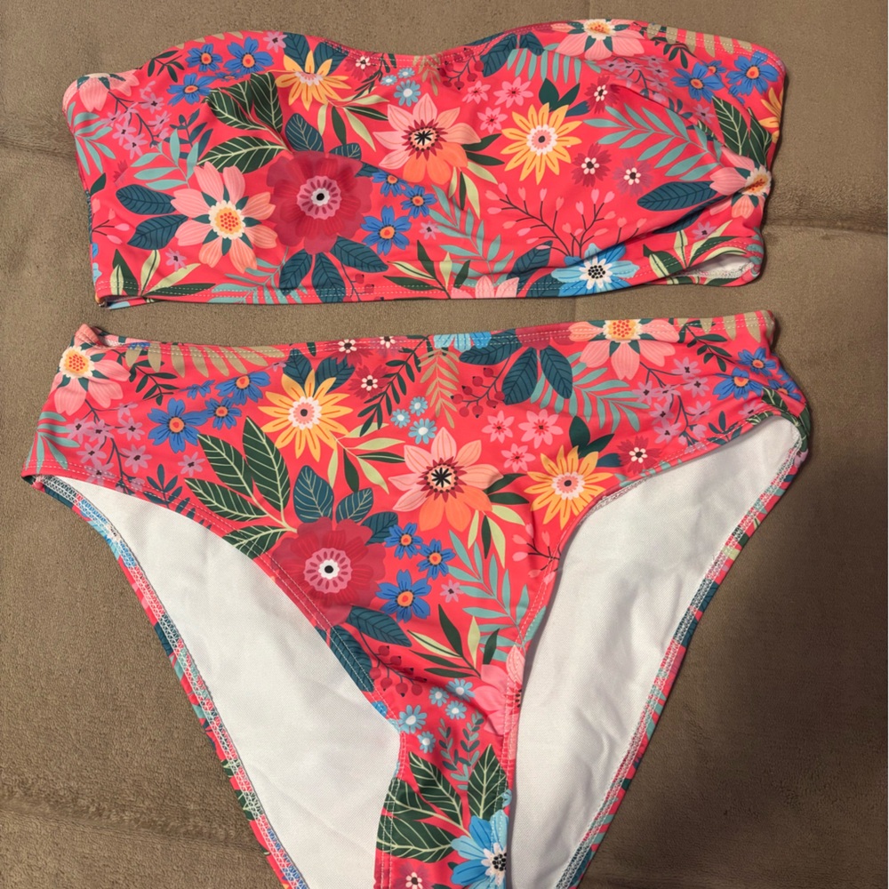 Floral Strapless Bikini Set
